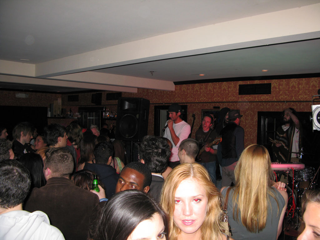 vickybotparty113